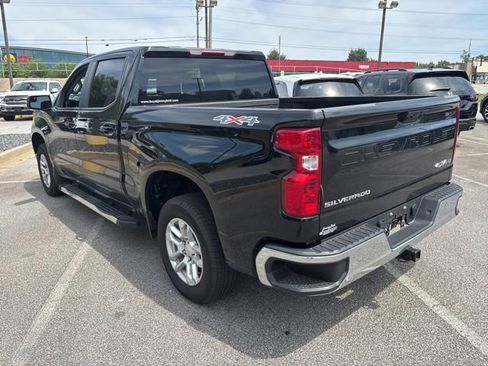 Used 2024 Chevrolet Silverado 1500 LT AWD/4WD image 3