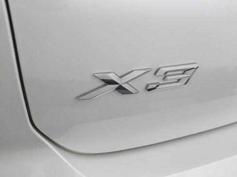 Used 2023 BMW X3 xDrive30i w/ Premium Package image 10