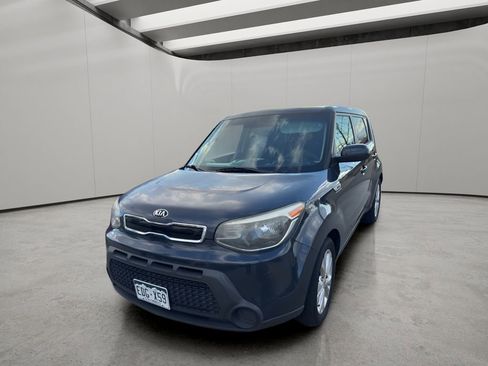 Used 2015 Kia Soul + image 3