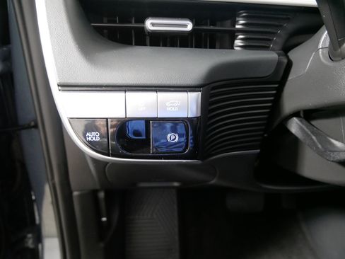Used 2024 Hyundai Ioniq 5 SEL AWD/4WD image 26