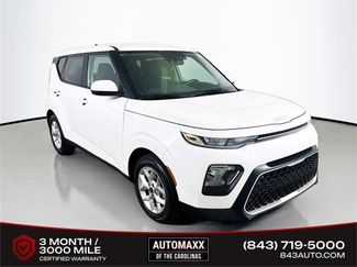 Used 2022 Kia Soul LX w/ Technology Package image 1