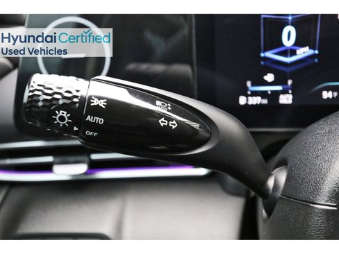 Certified 2025 Hyundai Elantra SEL image 20