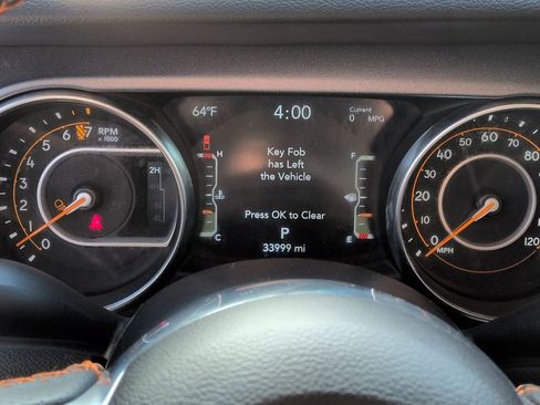 Certified 2023 Jeep Gladiator Mojave image 15