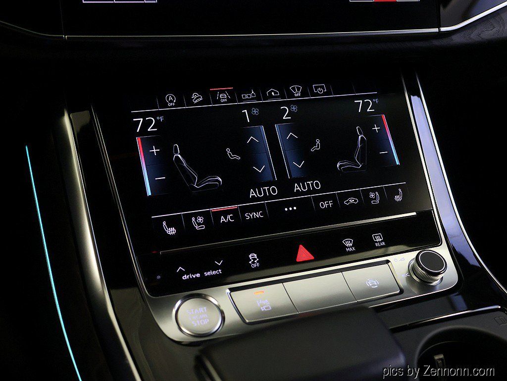 Used 2019 Audi Q8 Prestige AWD/4WD image 24