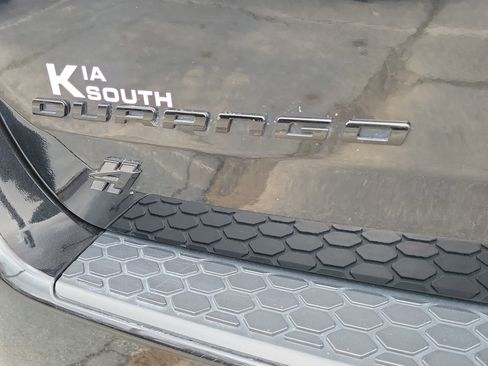 Used 2023 Dodge Durango SXT w/ SXT Blacktop Group image 8