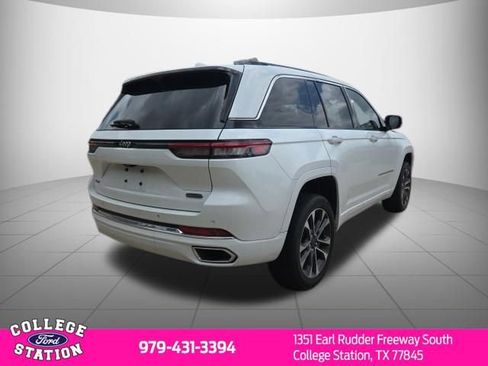 Used 2022 Jeep Grand Cherokee Overland w/ Adv Protech Group III AWD/4WD image 4