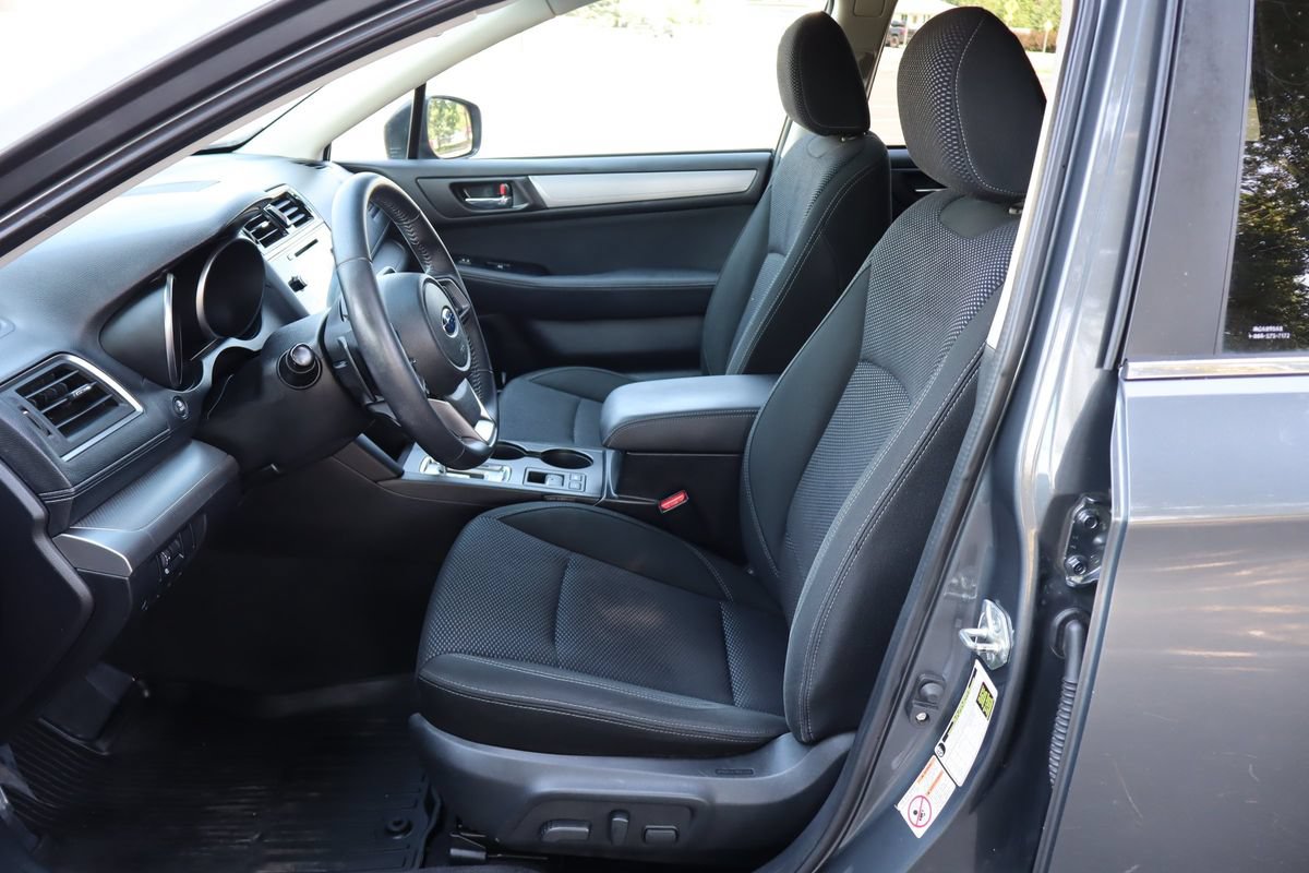 Used 2018 Subaru Outback 2.5i Premium AWD/4WD image 17