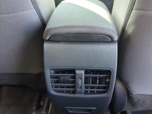 Used 2024 Toyota Corolla Cross LE AWD/4WD image 23