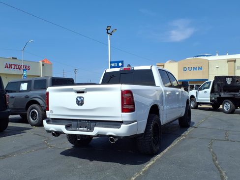 Used 2023 RAM 1500 Laramie AWD/4WD image 2