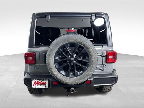 Used 2021 Jeep Wrangler Unlimited Sahara w/ Cold Weather Group AWD/4WD image 6