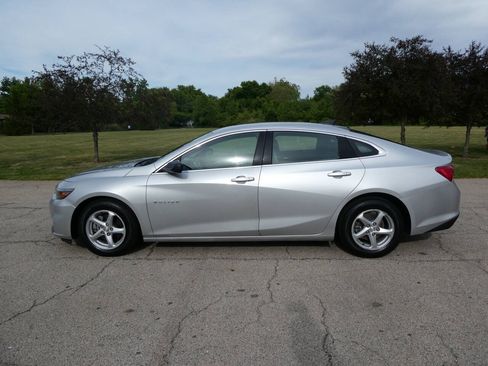 Used 2017 Chevrolet Malibu LS FWD image 8