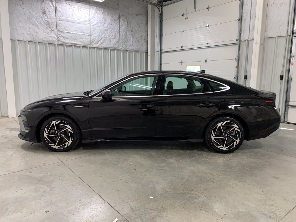 Used 2026 Hyundai Sonata SEL AWD/4WD image 21