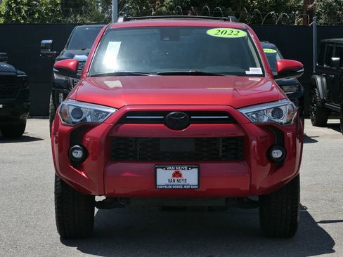 Used 2022 Toyota 4Runner SR5 Premium AWD/4WD image 8