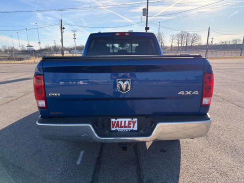 Used 2019 RAM 1500 Classic SLT image 9
