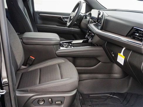New 2026 Chevrolet Tahoe LS RWD image 13