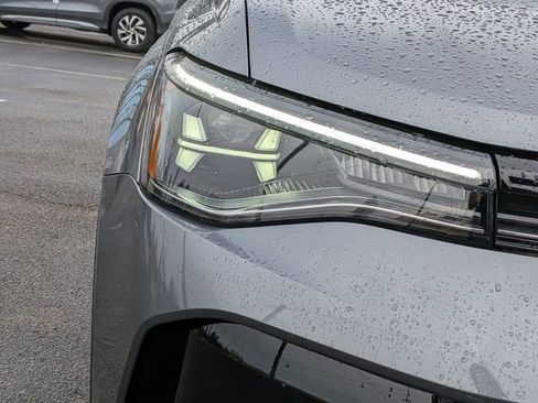 New 2026 Volkswagen Taos S image 10