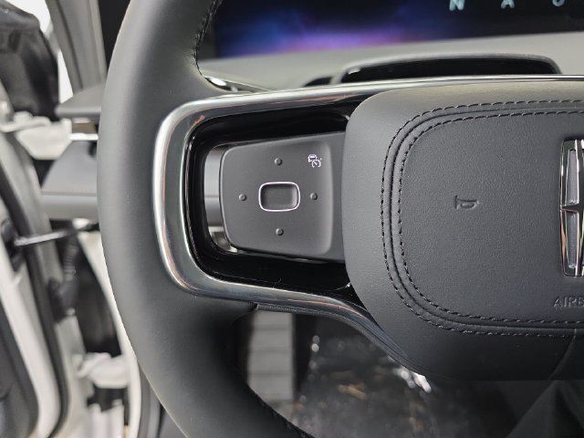 New 2026 Lincoln Nautilus Premier AWD/4WD image 14