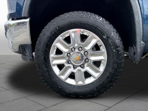 Used 2020 Chevrolet Silverado 2500 LTZ w/ LTZ Convenience Package AWD/4WD image 10
