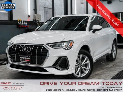 Used 2025 Audi Q3 2.0T Premium image 1
