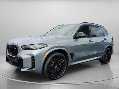 New 2026 BMW X5 M60i image 2