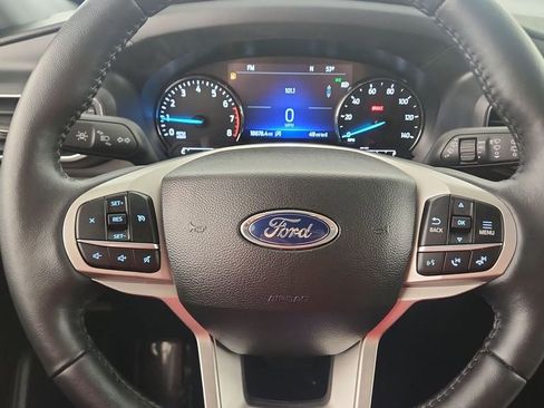 Used 2023 Ford Explorer XLT w/ Equipment Group 202A image 11