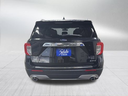 Used 2023 Ford Explorer Limited image 6