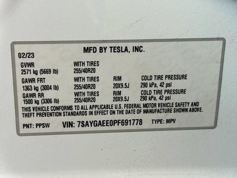 Used 2023 Tesla Model Y Long Range AWD/4WD image 39