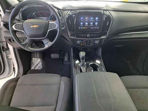 Used 2023 Chevrolet Traverse LT image 29