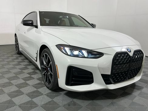 New 2026 BMW 430i xDrive w/ M Sport Package AWD/4WD image 4