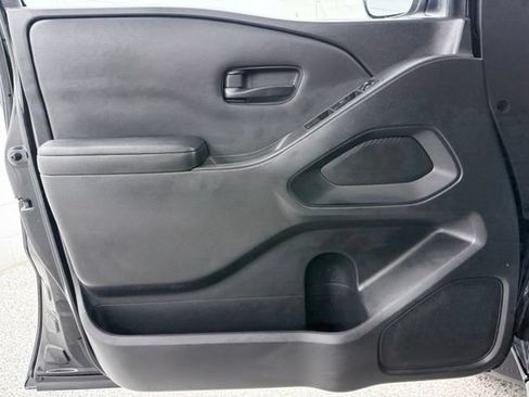Used 2022 Nissan Frontier S w/ Technology Package AWD/4WD image 15