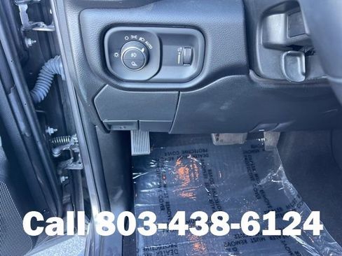 Used 2024 RAM 2500 Big Horn w/ Night Edition AWD/4WD image 22