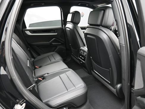 New 2026 Porsche Cayenne AWD/4WD image 28