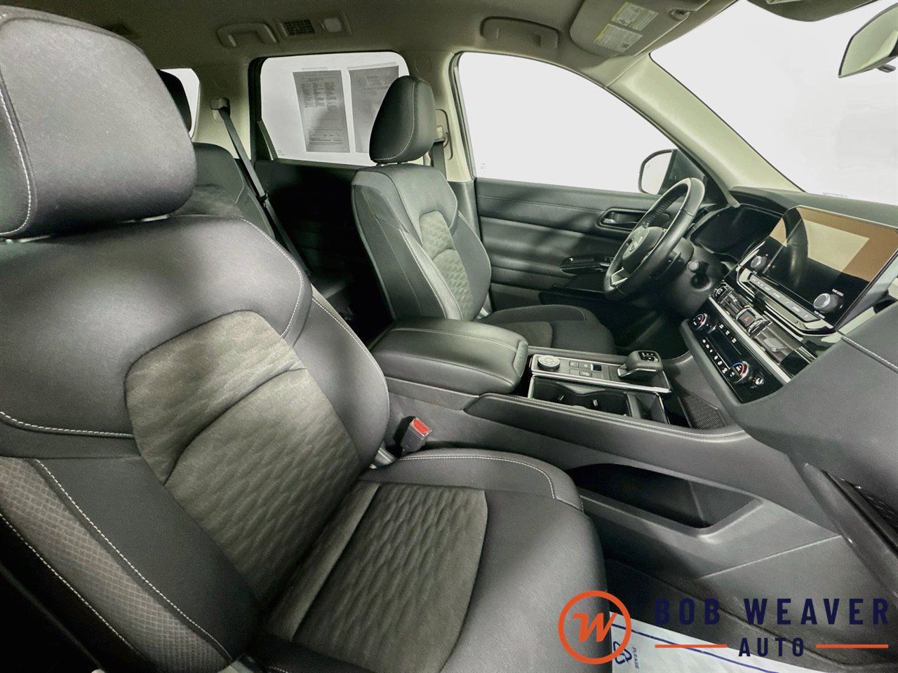 Used 2023 Nissan Pathfinder SV AWD/4WD image 36