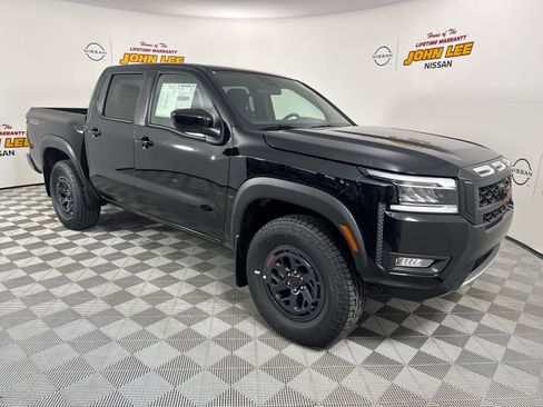 New 2025 Nissan Frontier PRO-4X image 8