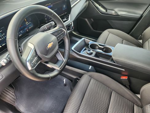 Used 2026 Chevrolet Equinox LT FWD image 13