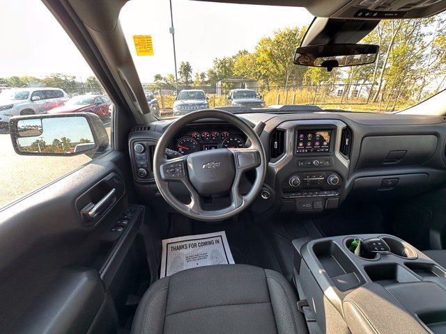 Used 2024 Chevrolet Silverado 1500 Custom Trail Boss AWD/4WD image 18