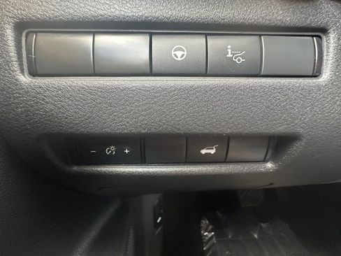 Used 2023 Nissan Rogue Platinum w/ Platinum Premium Package image 47