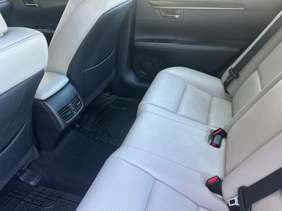Used 2016 Lexus ES 350 w/ Accessory Package 2