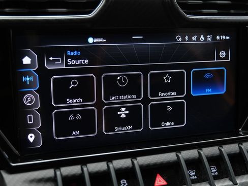 Used 2023 Lamborghini Urus Performante AWD/4WD image 36
