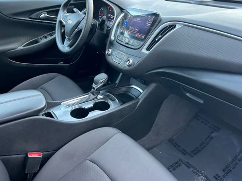 Used 2023 Chevrolet Malibu LT image 15