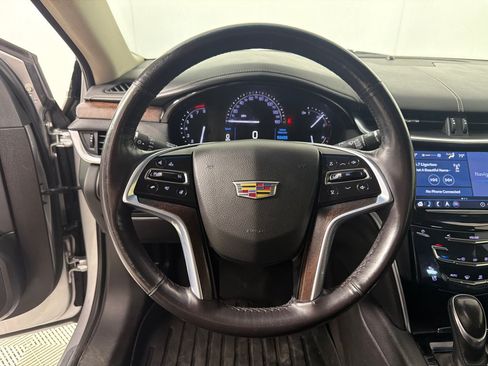 Used 2019 Cadillac XTS Luxury FWD image 22