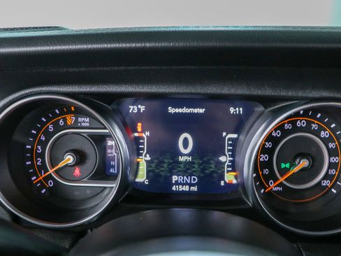 Used 2021 Jeep Wrangler Unlimited Sahara AWD/4WD image 16
