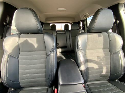 Used 2024 Mitsubishi Outlander SE image 30