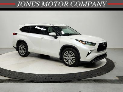 Used 2021 Toyota Highlander Platinum