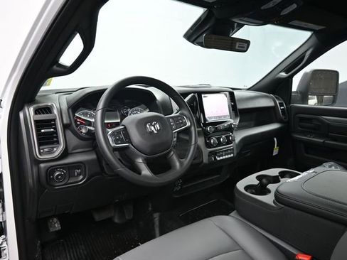 New 2026 RAM 3500 Tradesman image 27