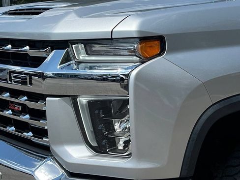 Used 2021 Chevrolet Silverado 2500 LTZ w/ LTZ Plus Package AWD/4WD image 9