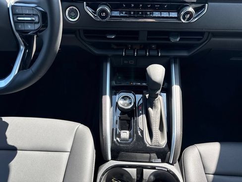 New 2026 Chevrolet Colorado Trail Boss AWD/4WD image 17