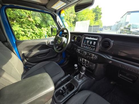 Used 2021 Jeep Wrangler Unlimited Sport AWD/4WD image 24