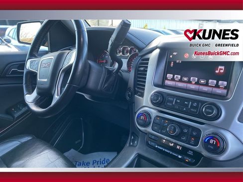 Used 2016 GMC Yukon XL SLT image 37