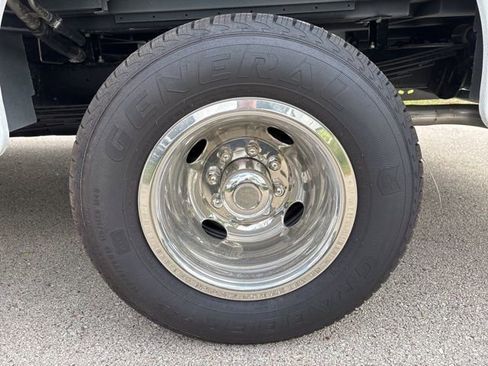 New 2024 Chevrolet Express 3500 w/ Power Convenience Package RWD image 8